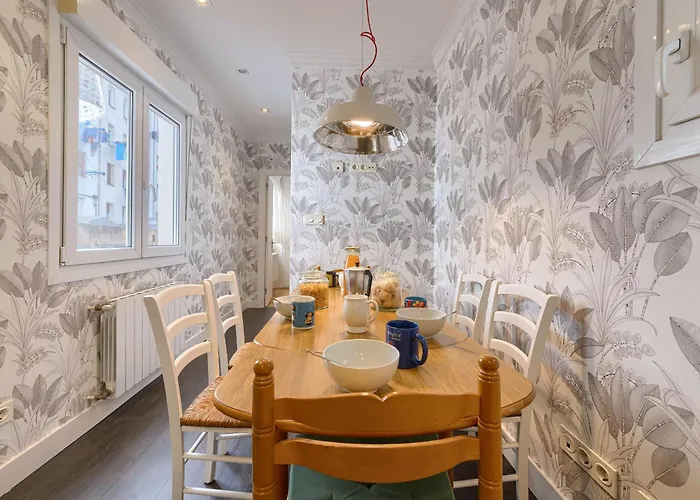 Azkuna Plaza & Vista Alegre By Next Stop Bilbao